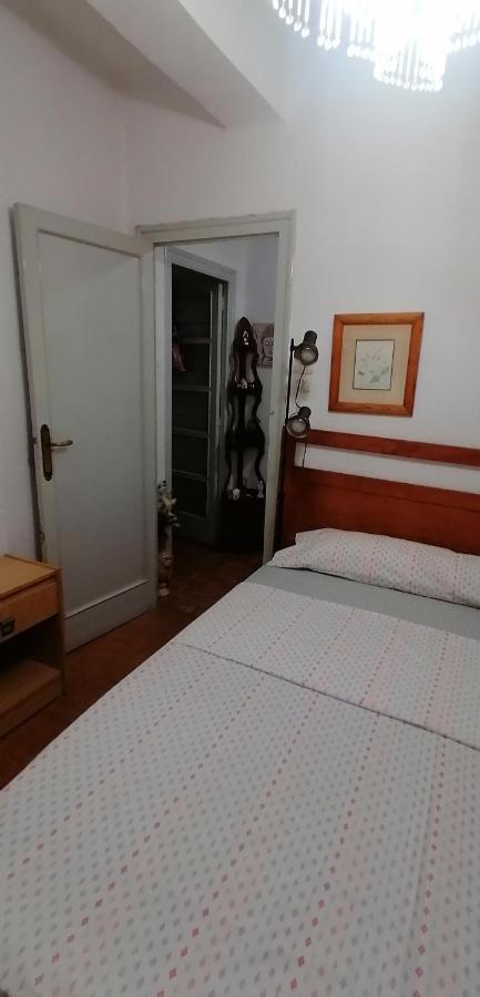 Mary'S Rooms Low Cost Valencia Luaran gambar